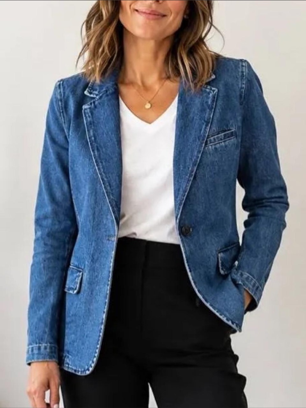 GAP Women’s L Denim Blazer in Medium Blue